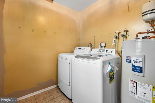 1564 DIVISION ST, West Deptford, NJ 08086