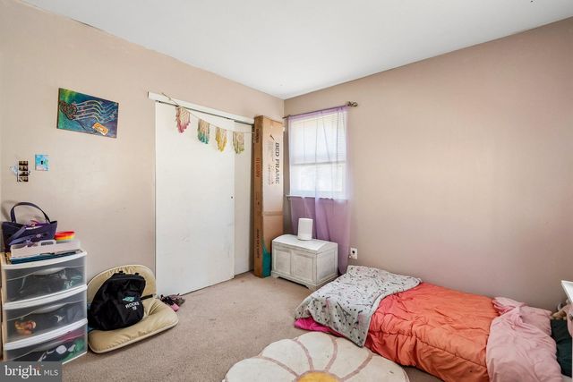 1564 DIVISION ST, West Deptford, NJ 08086