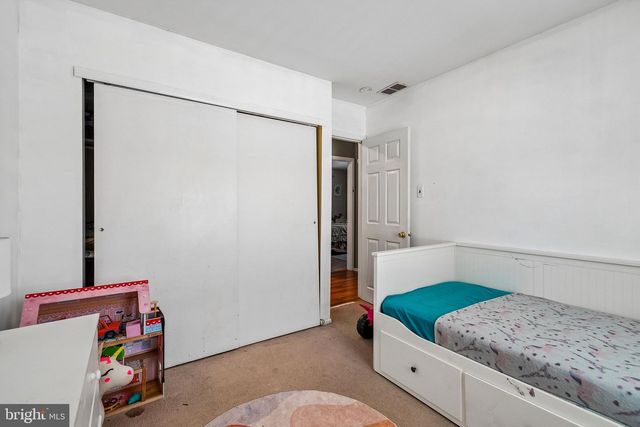 1564 DIVISION ST, West Deptford, NJ 08086