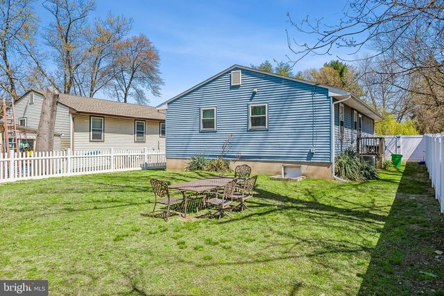 1564 DIVISION ST, West Deptford, NJ 08086