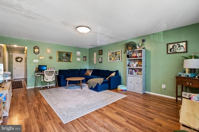 1564 DIVISION ST, West Deptford, NJ 08086
