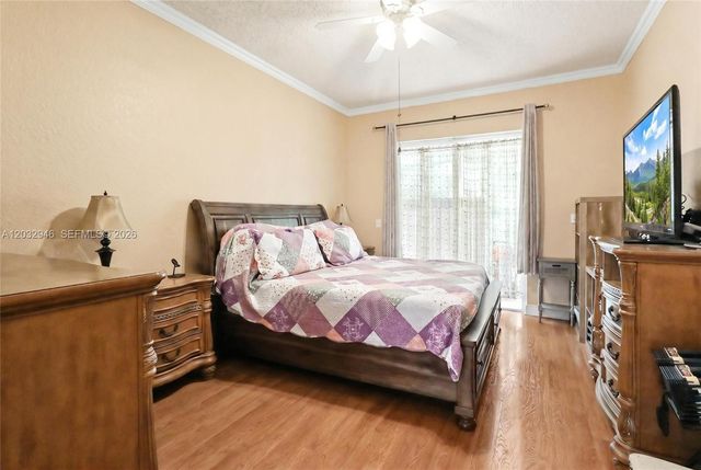 3090 SE 7th Pl, Homestead, FL 33033