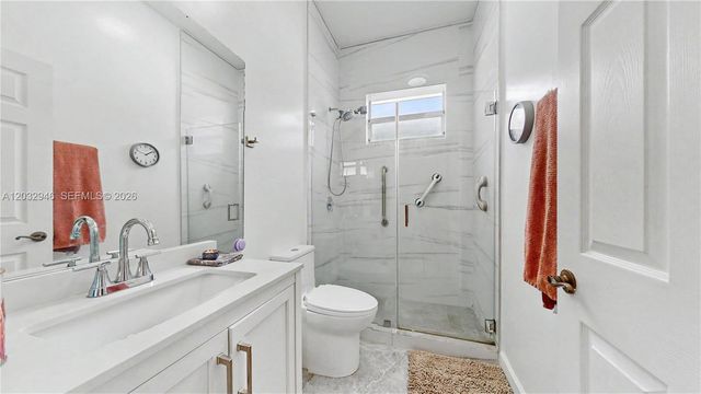 3090 SE 7th Pl, Homestead, FL 33033