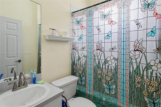 3090 SE 7th Pl, Homestead, FL 33033