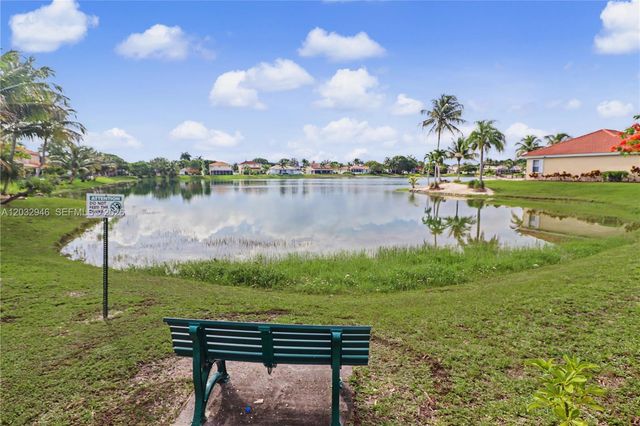 3090 SE 7th Pl, Homestead, FL 33033