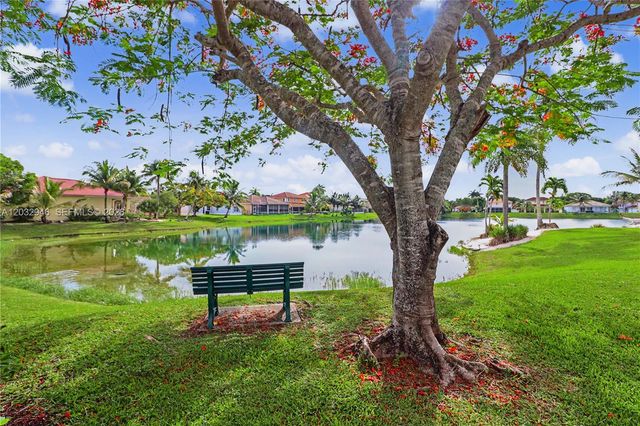 3090 SE 7th Pl, Homestead, FL 33033