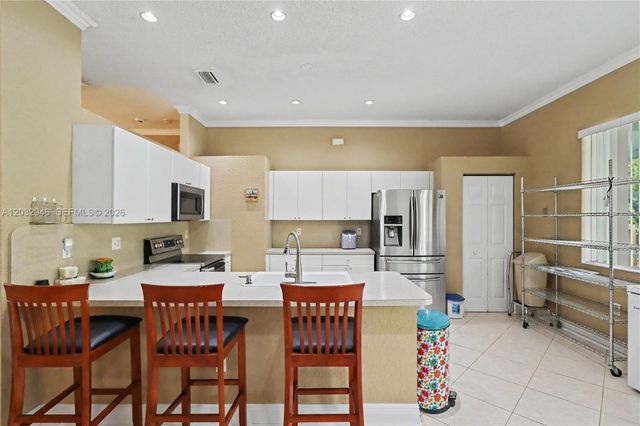 3090 SE 7th Pl, Homestead, FL 33033