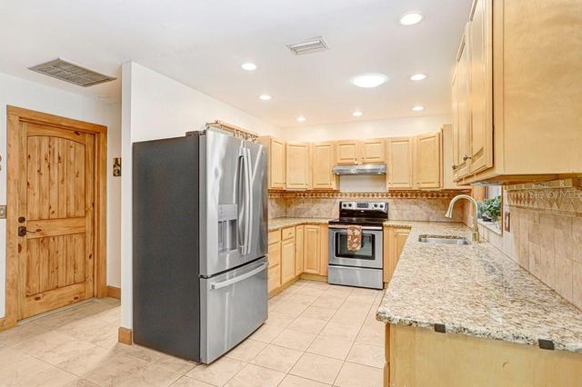 4705 FERNSTONE COURT, Brandon, FL 33511