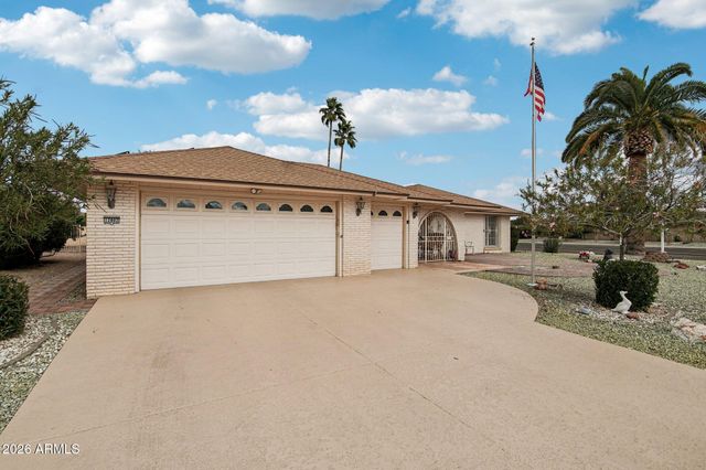 12802 W MESA VERDE Drive, Sun City West, AZ 85375