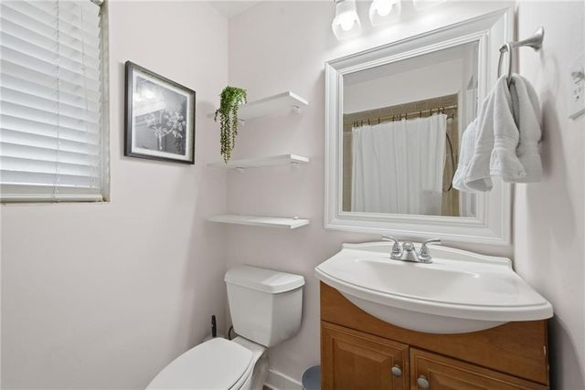 285 Lakemoore NE Drive B, Atlanta, GA 30342