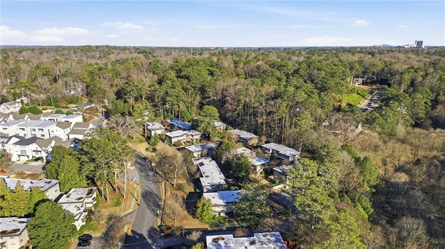 285 Lakemoore NE Drive B, Atlanta, GA 30342