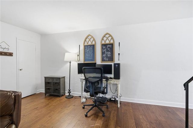 285 Lakemoore NE Drive B, Atlanta, GA 30342