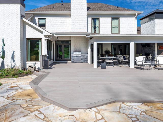 1004 Jones Pkwy, Brentwood, TN 37027