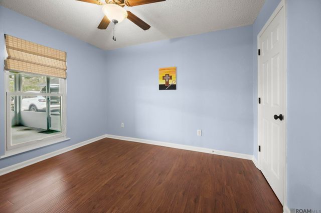 26903 Jill Rd, Holden, LA 70744