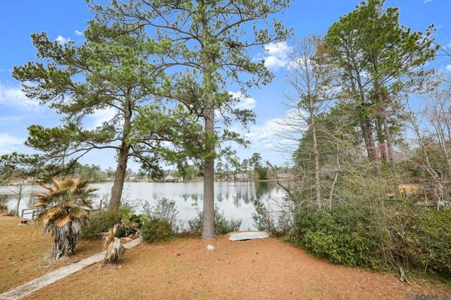 26903 Jill Rd, Holden, LA 70744