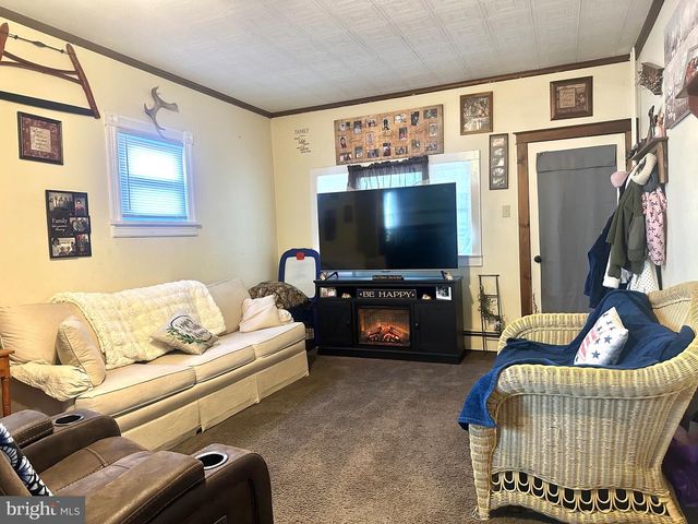 409-411 COAL ST, Tuscarora, PA 17982