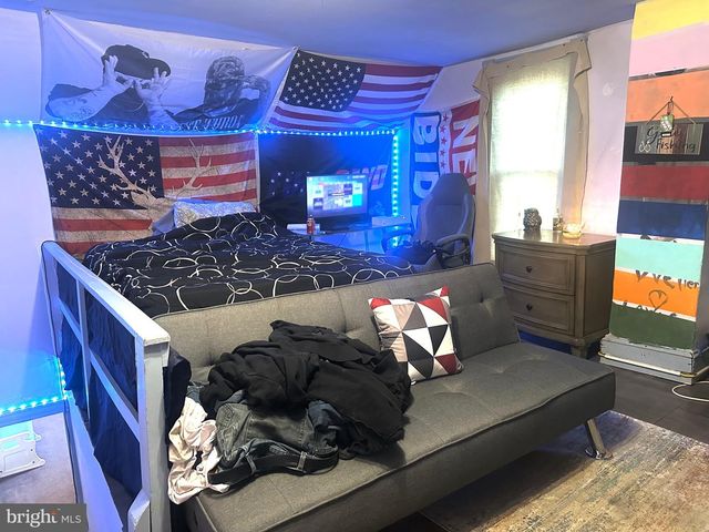 409-411 COAL ST, Tuscarora, PA 17982