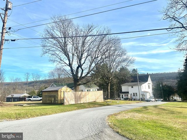 409-411 COAL ST, Tuscarora, PA 17982