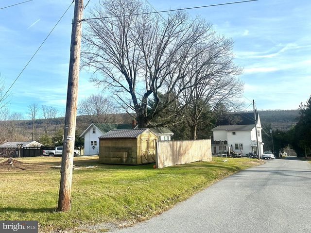 409-411 COAL ST, Tuscarora, PA 17982