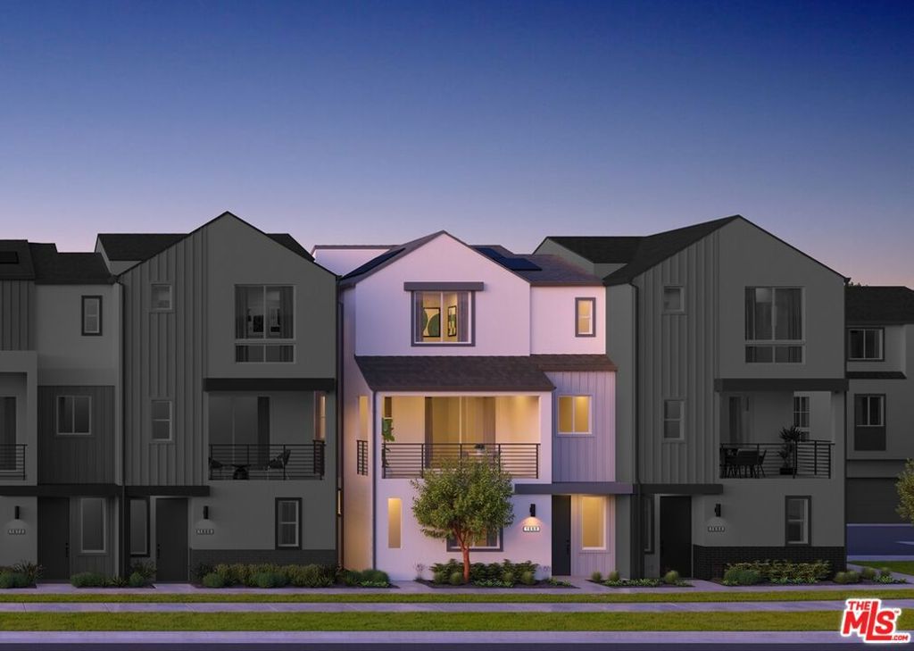 1660 Coral Sea Lane, Los Angeles, CA 90732