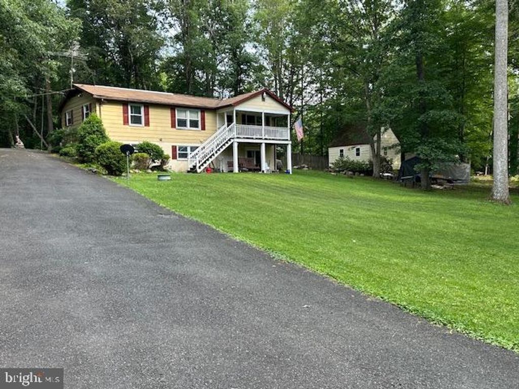37 W BRIAR DR, Stafford, VA 22556