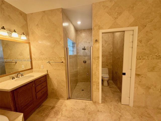 2644 Miller Ct, Weston, FL 33332