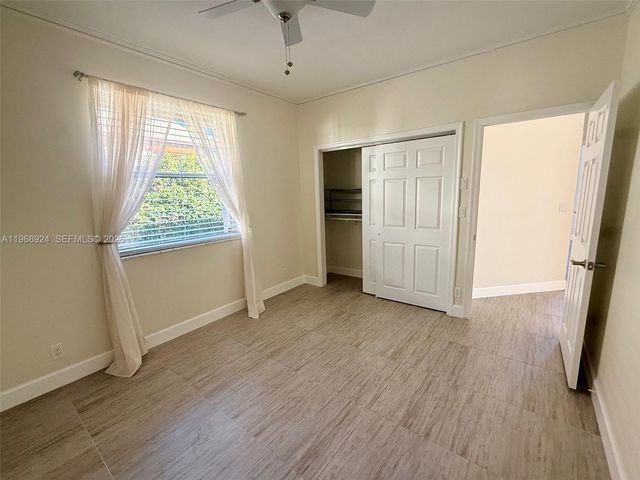 2644 Miller Ct, Weston, FL 33332