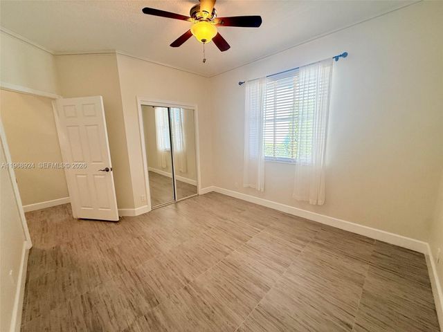 2644 Miller Ct, Weston, FL 33332