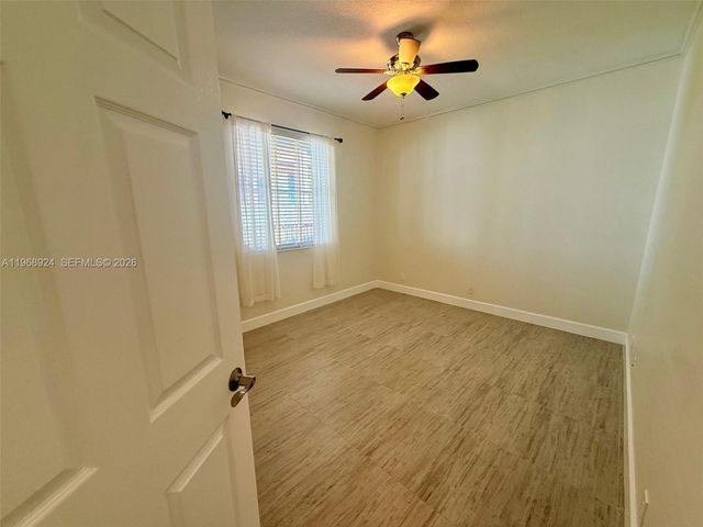 2644 Miller Ct, Weston, FL 33332