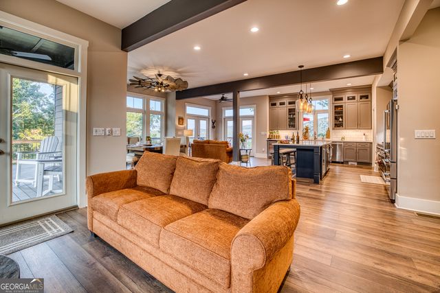 1722 High Summit Drive, Talking Rock, GA 30175