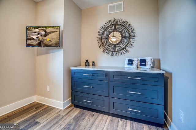 1722 High Summit Drive, Talking Rock, GA 30175