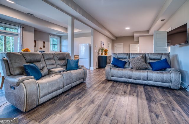 1722 High Summit Drive, Talking Rock, GA 30175