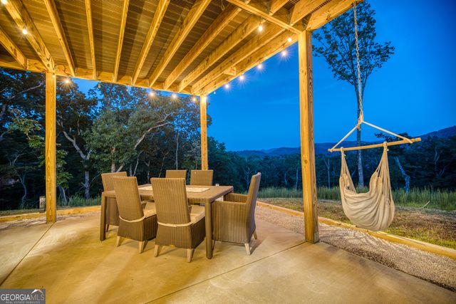 1722 High Summit Drive, Talking Rock, GA 30175