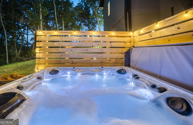 1722 High Summit Drive, Talking Rock, GA 30175