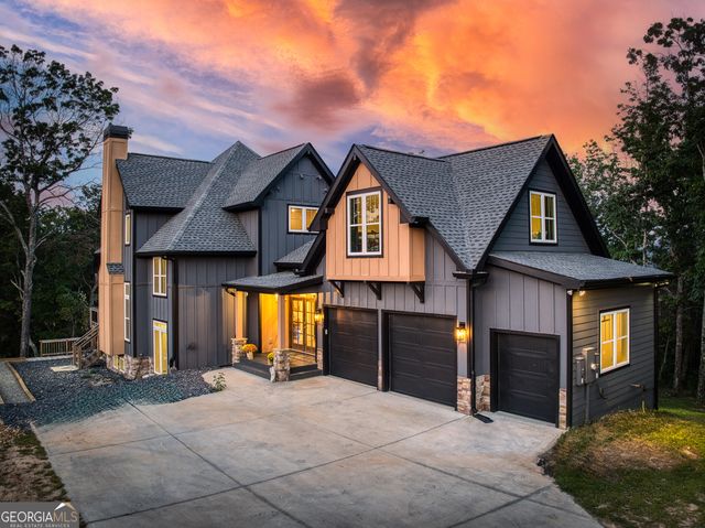 1722 High Summit Drive, Talking Rock, GA 30175