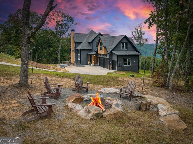 1722 High Summit Drive, Talking Rock, GA 30175