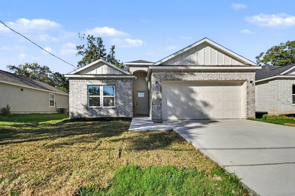 2008 Bellview Street, La Marque, TX 77568