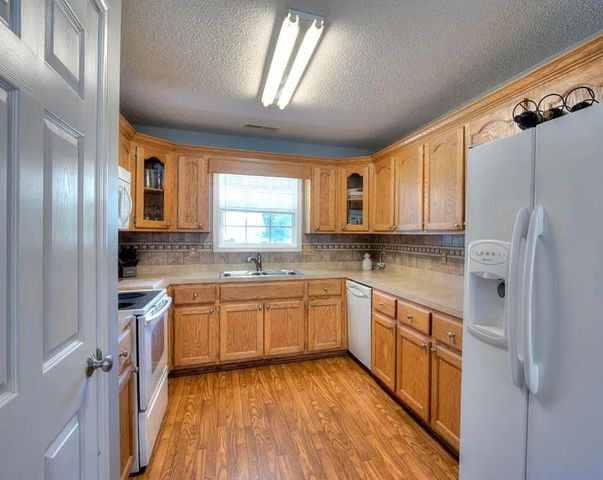 2415 Navigator Circle, Dalzell, SC 29040