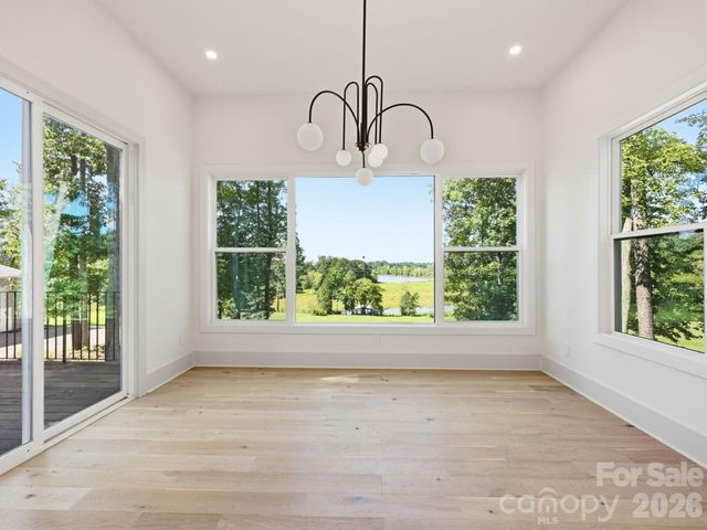 124 Clipper Lane, Mooresville, NC 28117