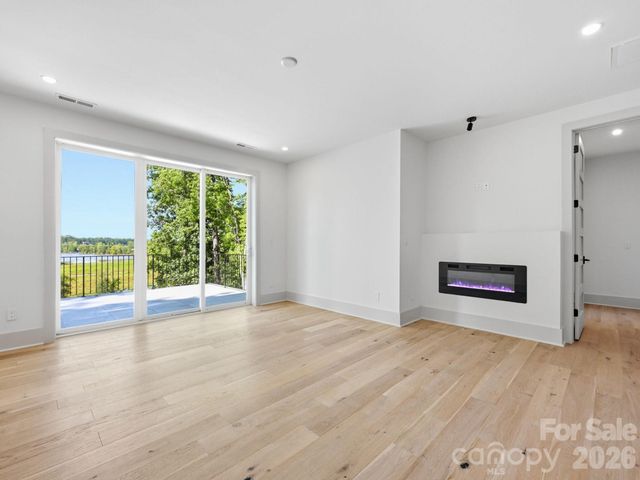 124 Clipper Lane, Mooresville, NC 28117