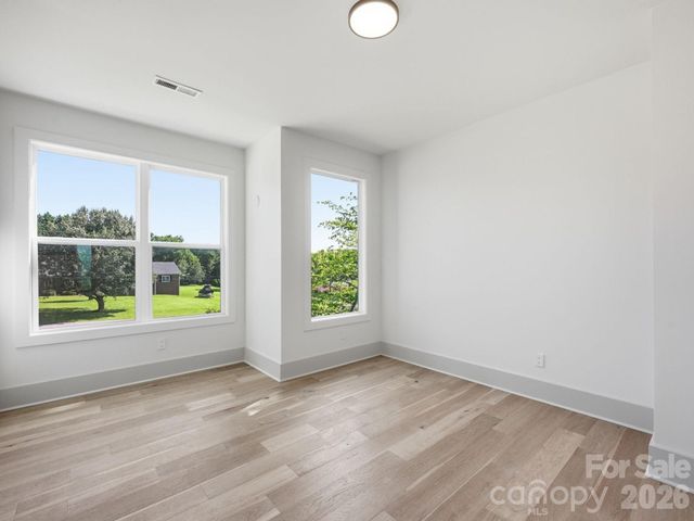 124 Clipper Lane, Mooresville, NC 28117
