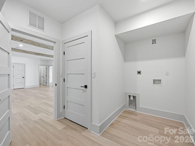 124 Clipper Lane, Mooresville, NC 28117
