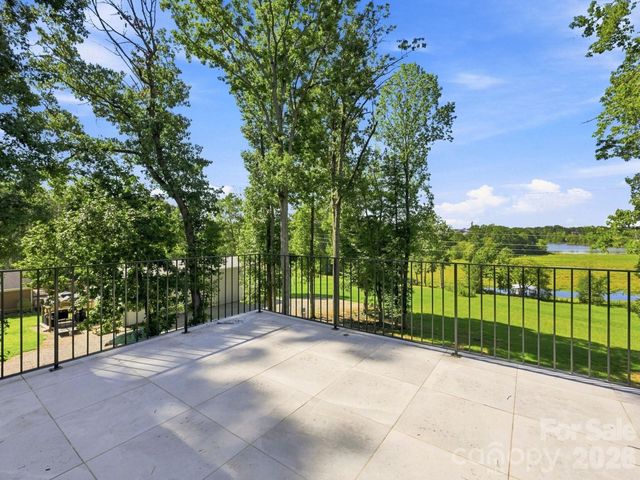 124 Clipper Lane, Mooresville, NC 28117