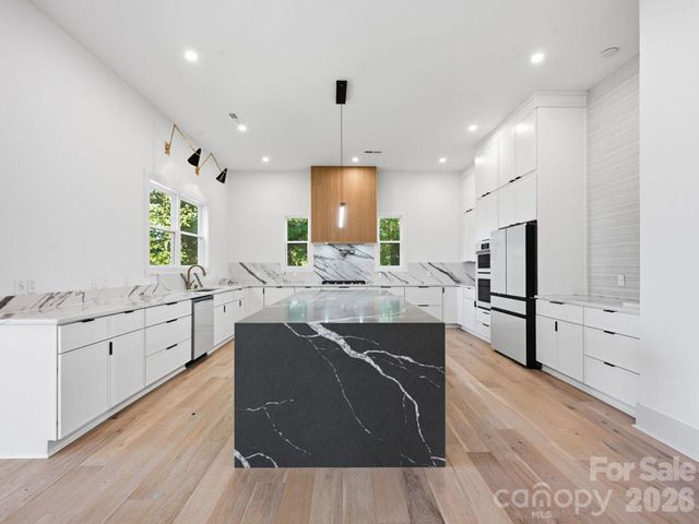 124 Clipper Lane, Mooresville, NC 28117