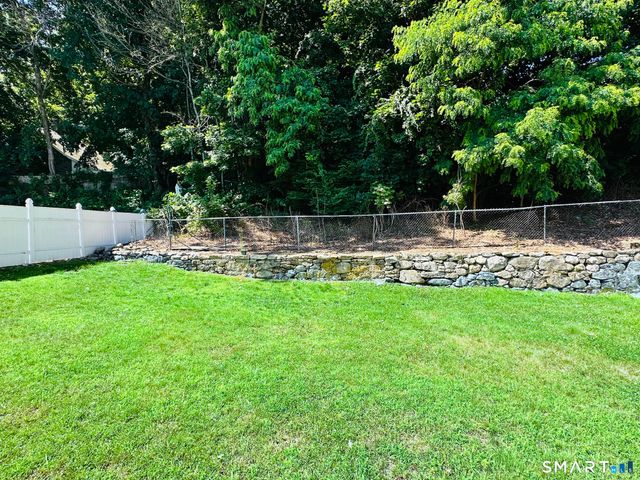 136 Hillside Avenue, Shelton, CT 06484