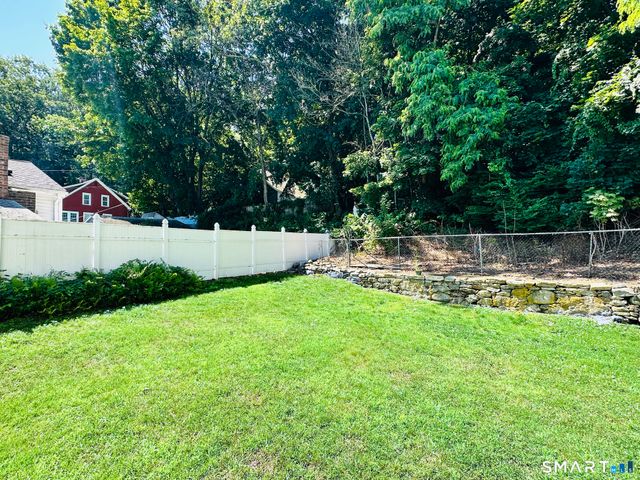 136 Hillside Avenue, Shelton, CT 06484