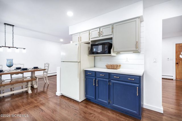 103 Fresh Ponds Road, South Brunswick, NJ 08512