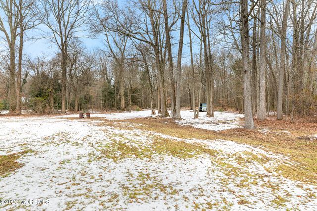 103 Fresh Ponds Road, South Brunswick, NJ 08512