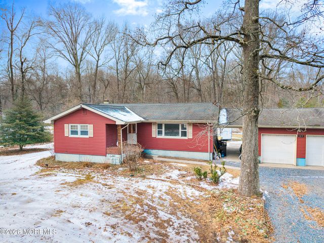 103 Fresh Ponds Road, South Brunswick, NJ 08512