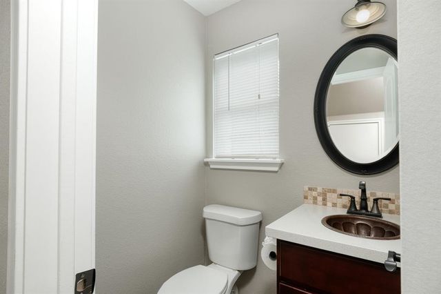 2412 Willow WAY, Round Rock, TX 78664